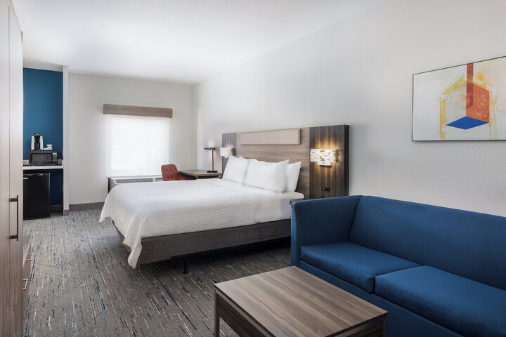 Holiday Inn Express Atlanta West - Theme Park Area by IHG