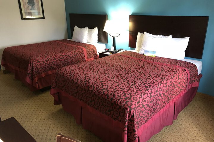 Room 9 of 23