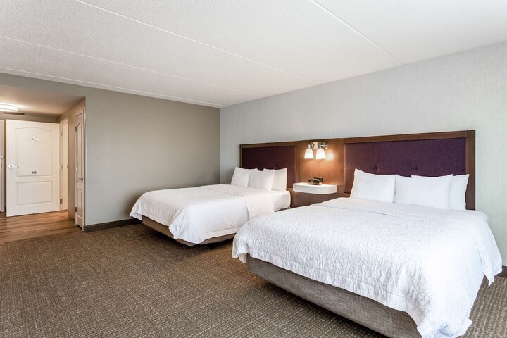 Room 15 of 32