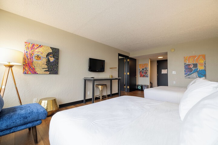 The Highlander Hotel Iowa City an Ascend Collection Hotel