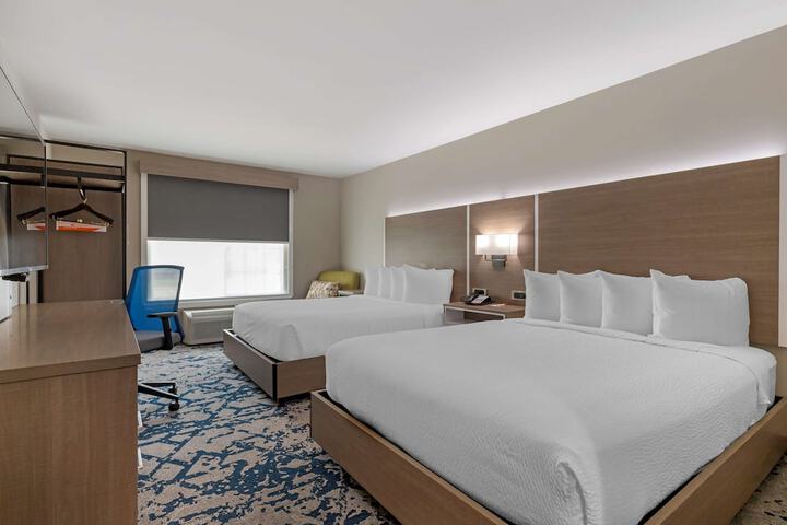 Room 8 of 45