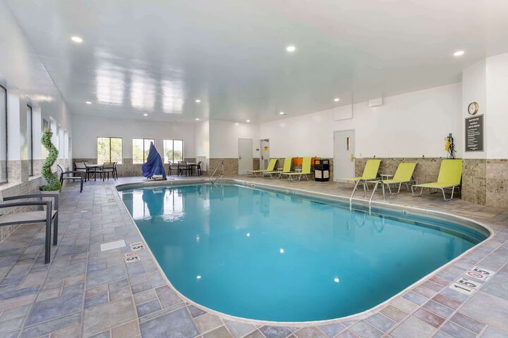 Pool 5 of 34