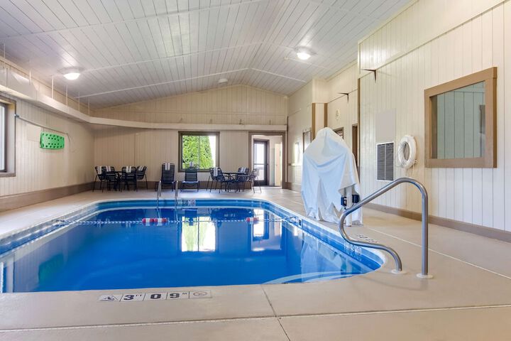 Pool 4 of 29