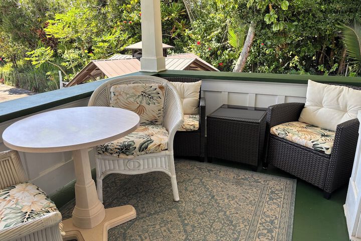 Hilo Bay Oceanfront B & B