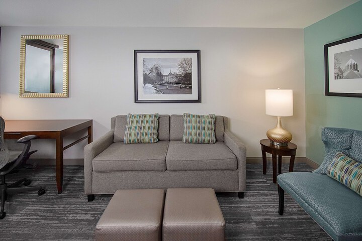 Room 15 of 56