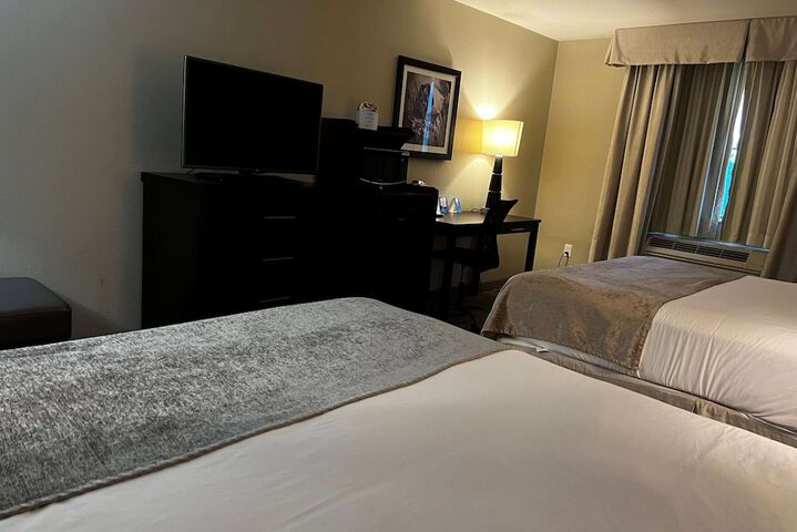 Room 16 of 42