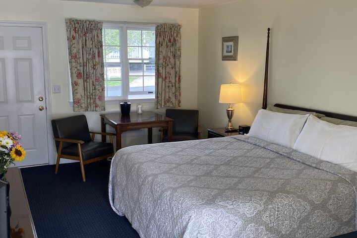 Room 21 of 37