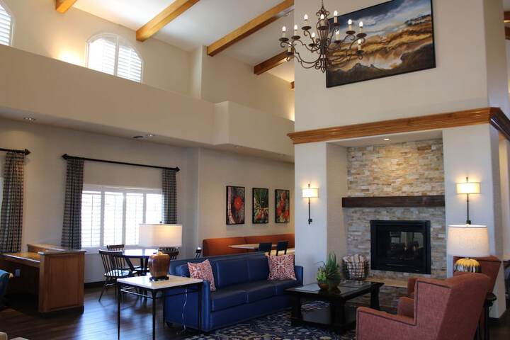 Hotel Interior 7 of 23