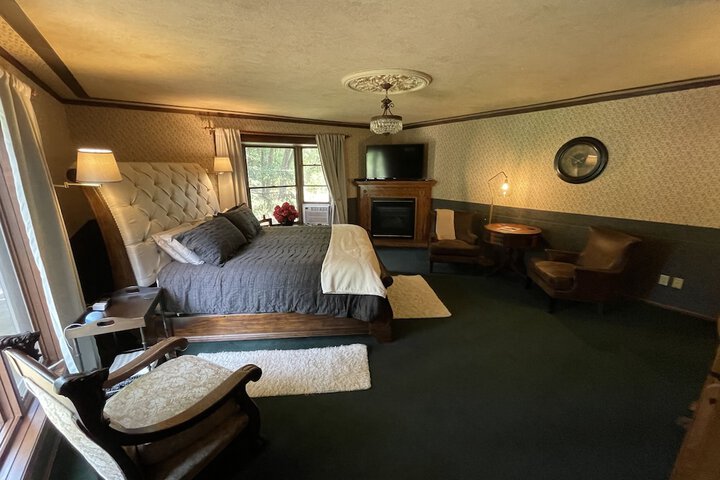 Room 19 of 60