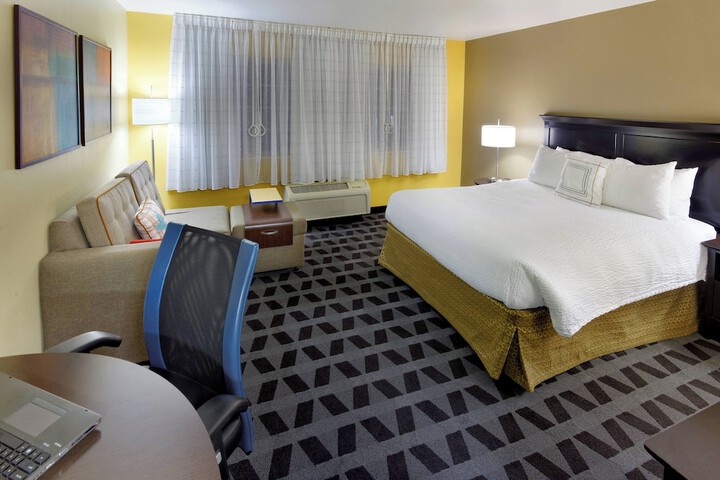 TownePlace Suites Marriott Joplin