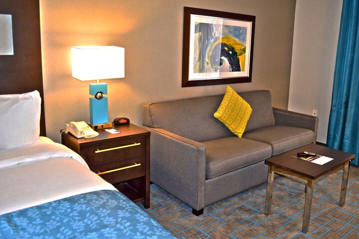 Holiday Inn & Suites Syracuse Airport - Liverpool by IHG