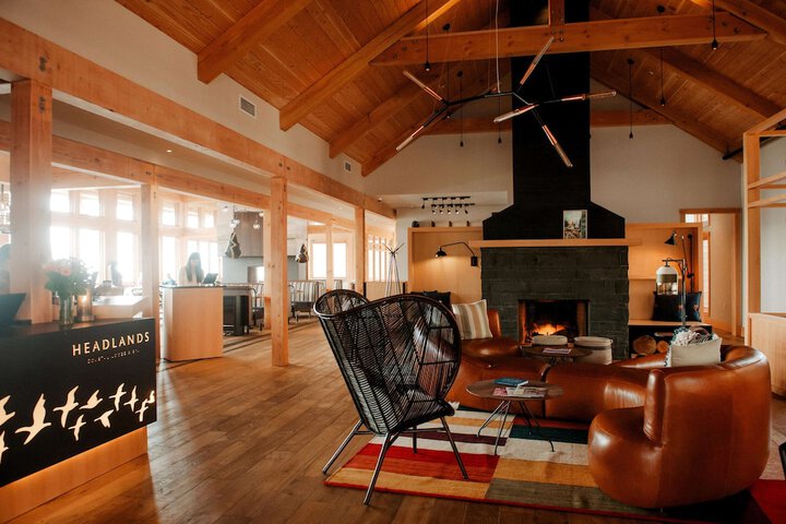 Headlands Coastal Lodge & Spa