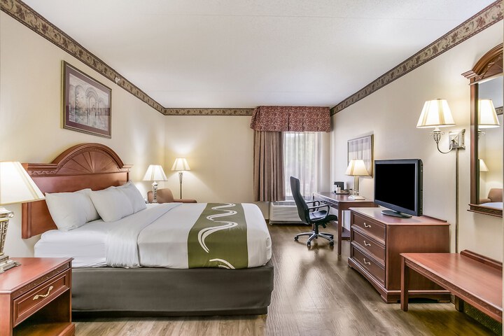 Room 9 of 21