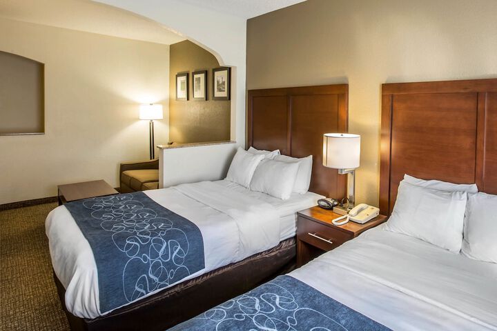 Quality Suites Morristown West