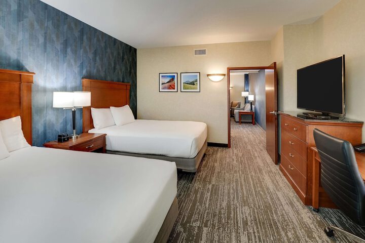 Room 38 of 72
