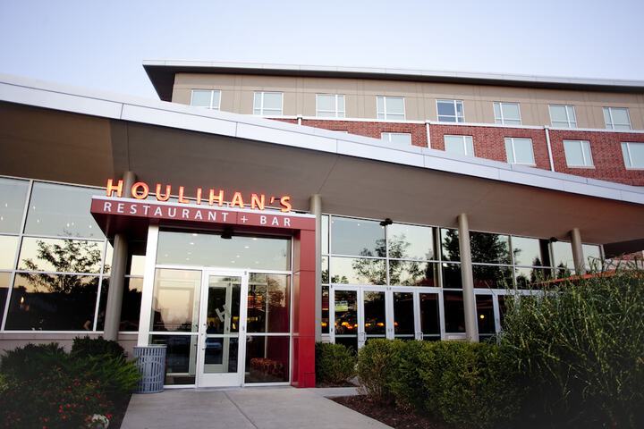 I Hotel & Illinois Conference Center