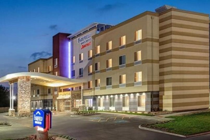 Fairfield Inn & Suites Monaca