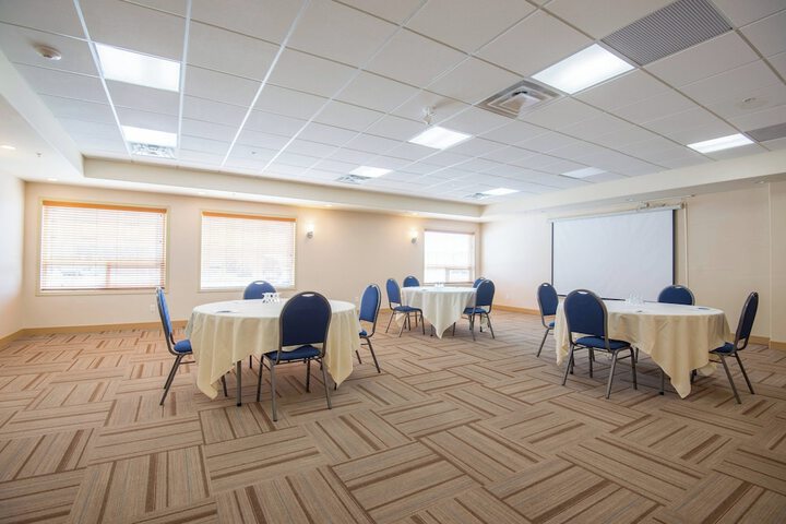 Four Points by Sheraton Saskatoon