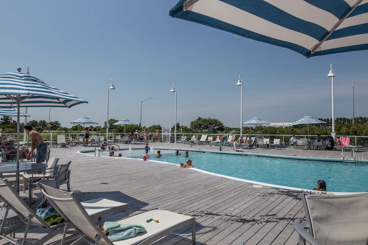 Pool 19 of 64