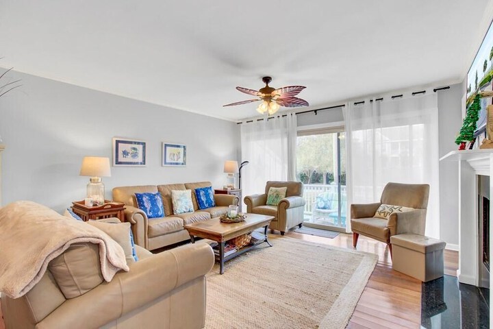 Racquet Club 35 by Wild Dunes in Resort Core