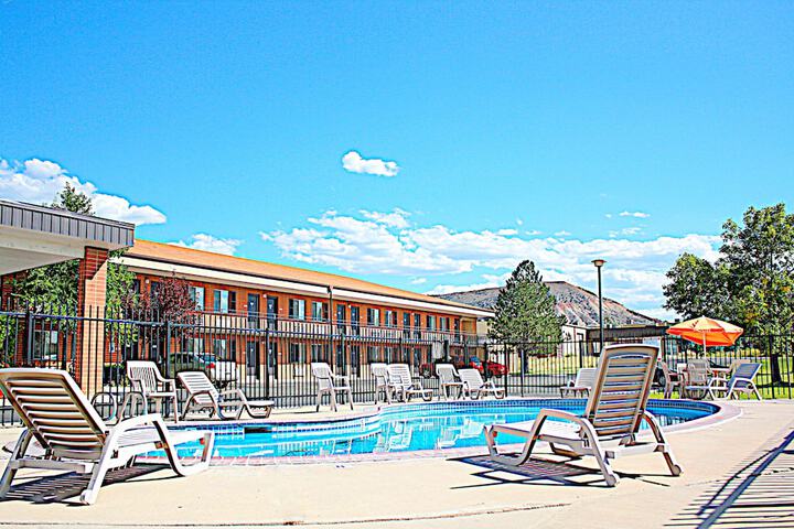 Pool 6 of 42