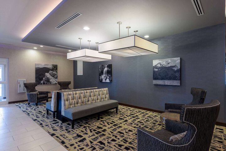 Hotel Interior 11 of 68