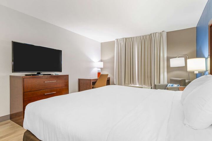 Comfort Inn Near Six Flags St. Louis