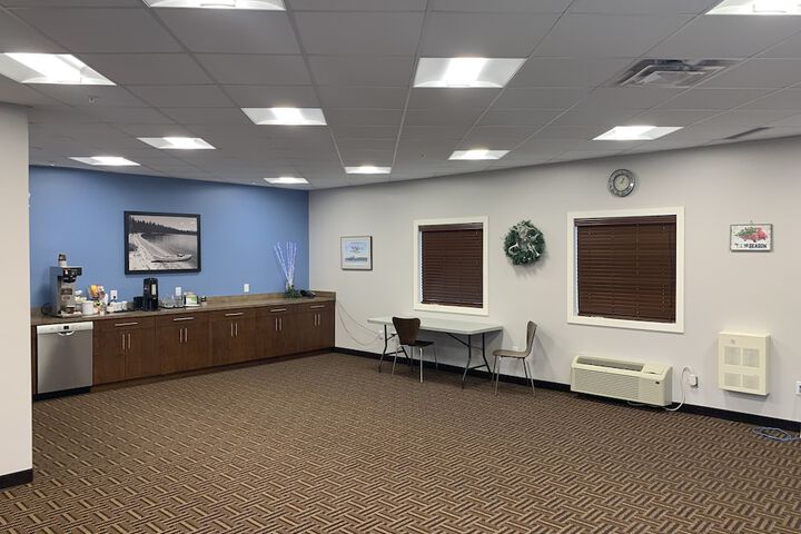 Super 8 by Wyndham Fort Frances