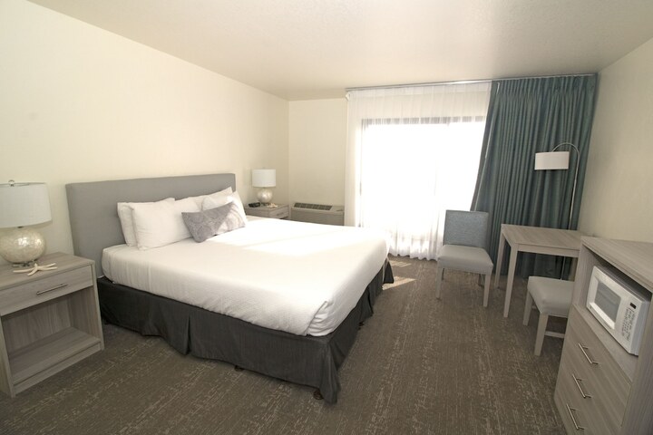 Room 10 of 41