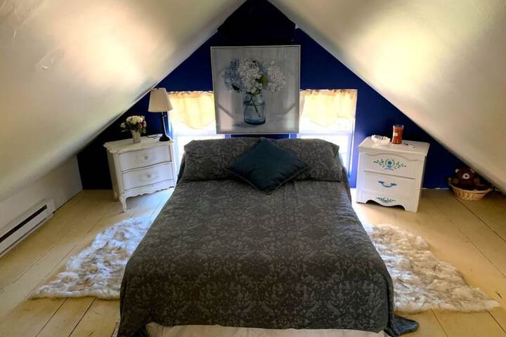 Room 3 of 41