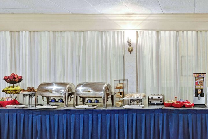 Ramada by Wyndham Seekonk Providence Area