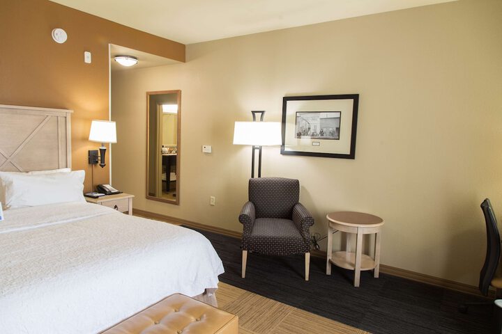Room 43 of 65