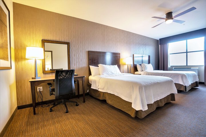 Room 57 of 118