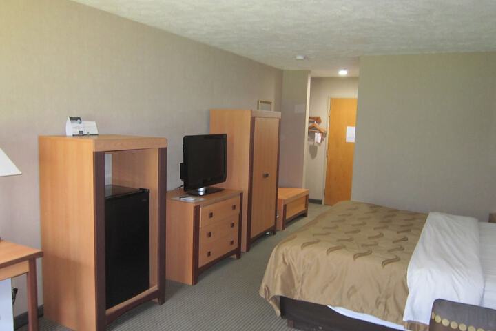 Quality Inn Nashville - Bloomington