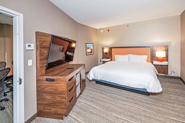 Hampton Inn by Hilton Ottawa