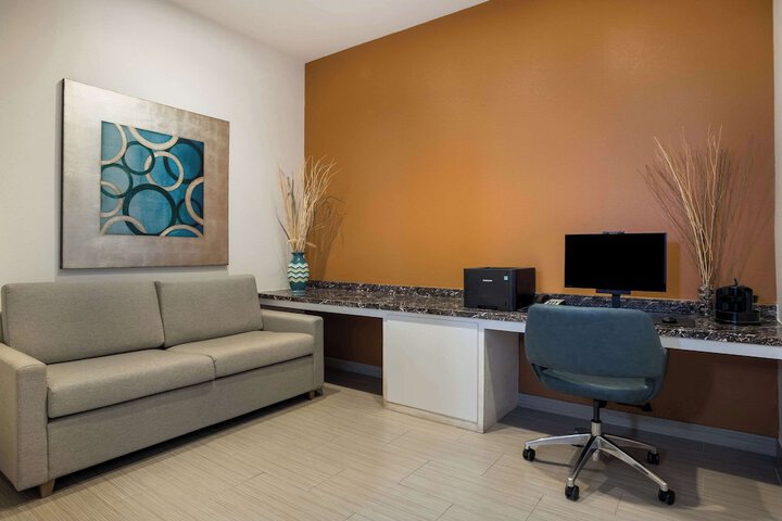 Comfort Suites Denham Springs