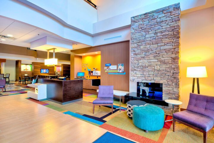 Hotel Interior 7 of 36