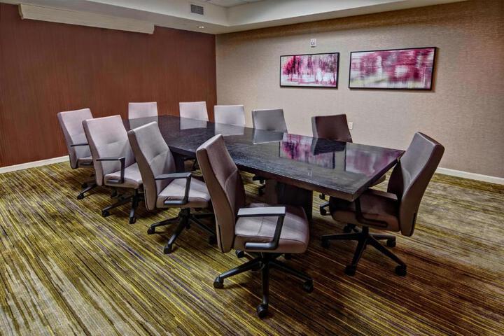Courtyard by Marriott Alexandria