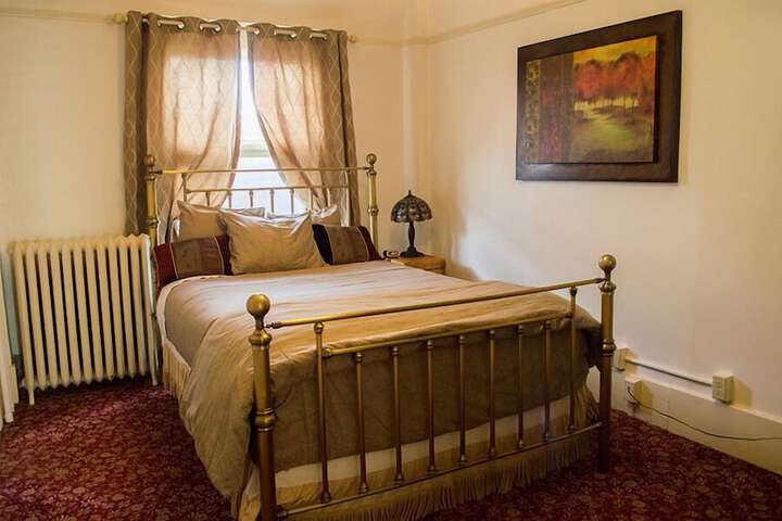 Van Gilder Hotel