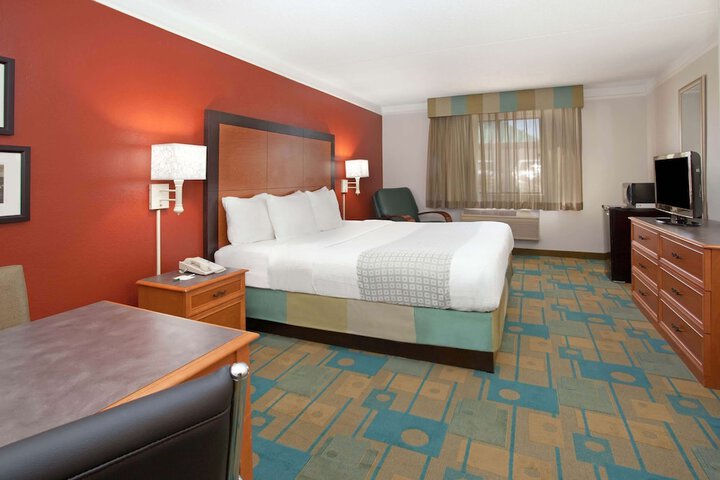 Room 36 of 41