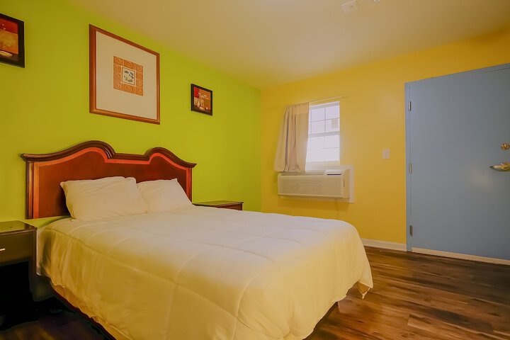Hotel O Markham IL near Harvey / Tinley Park