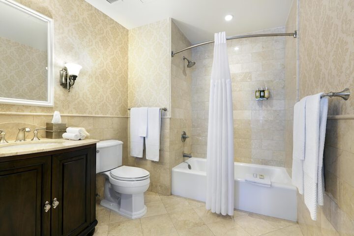 Madison Beach Hotel