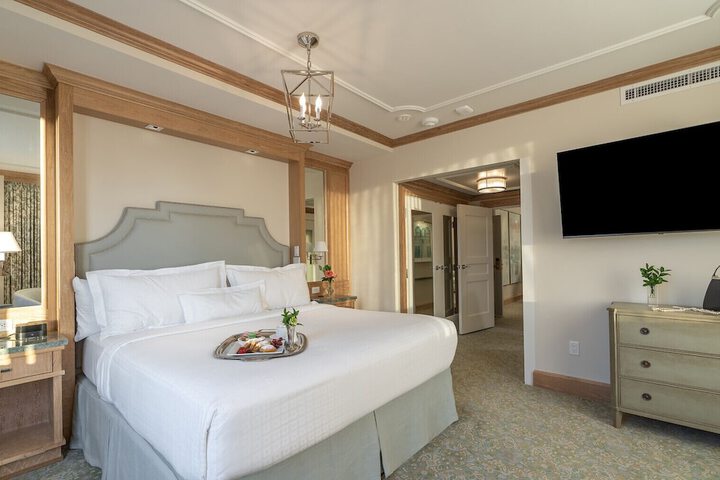 Room 22 of 66