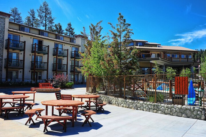 Holiday Inn Resort The Lodge at Big Bear Lake by IHG