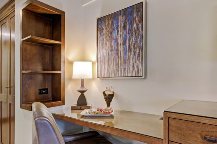 The Lodge at Vail a RockResort by Vail Resorts