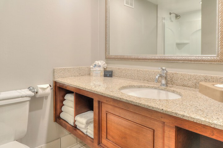 The Ramsey Hotel and Convention Center Pigeon Forge