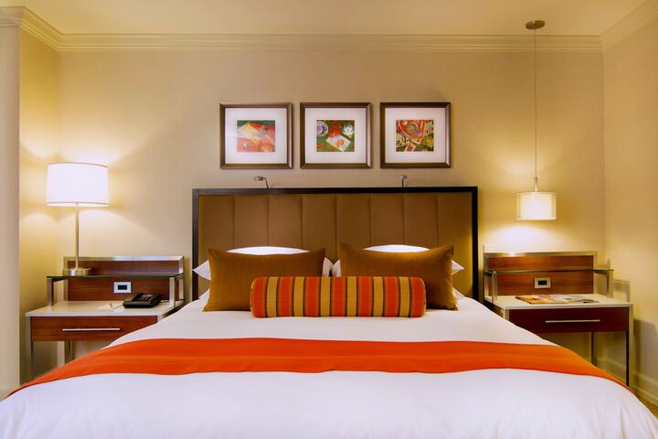 Room 18 of 34