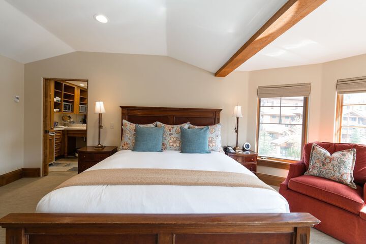 The Chateaux Deer Valley