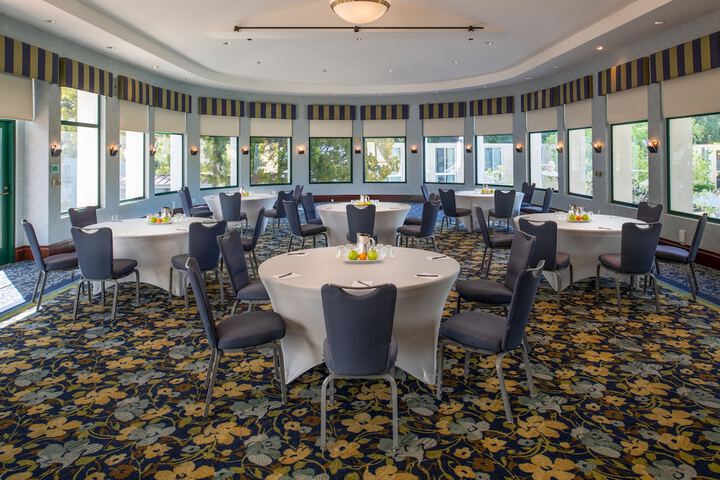 Crowne Plaza Cabana Palo Alto by IHG