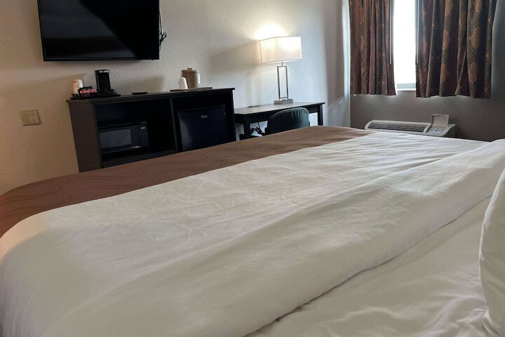Room 21 of 44